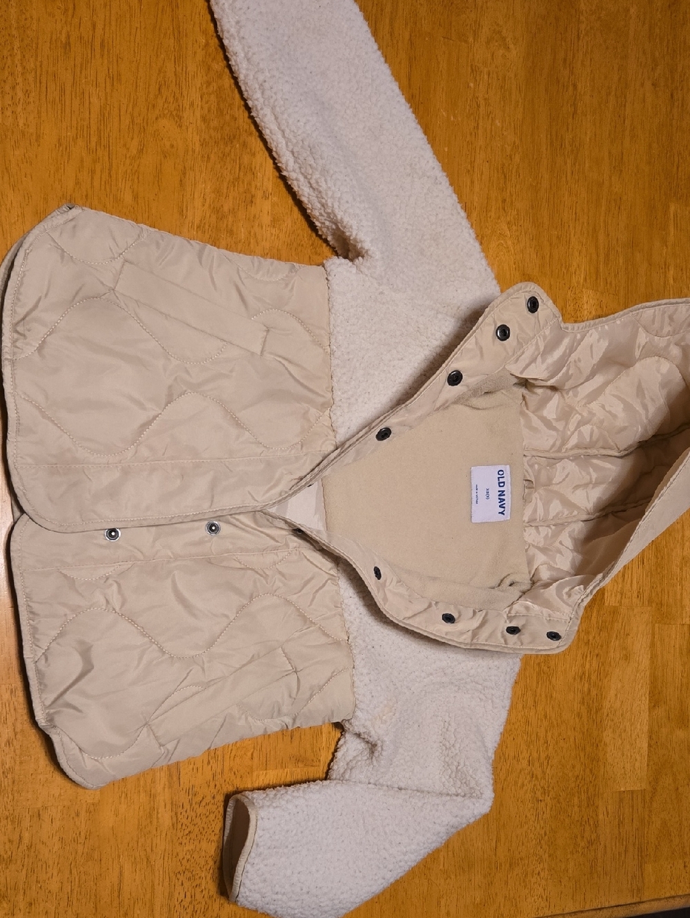 Old Navy Cream Sherpa Sleeve Quilted Hooded Jacket
